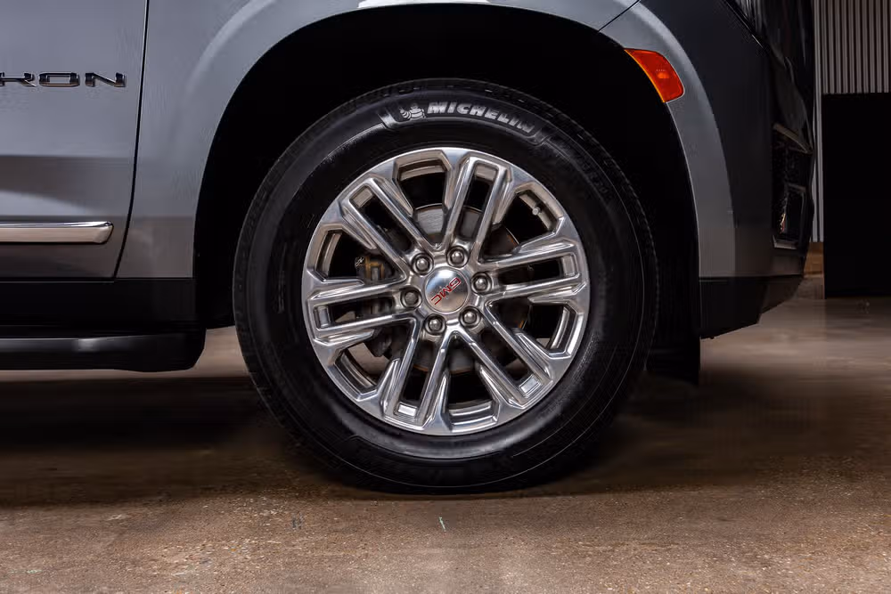 2021 GMC Yukon XL SLT Image 11