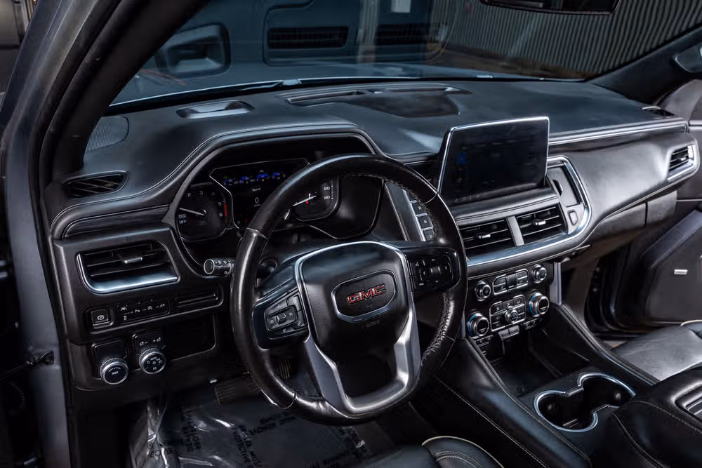 2021 GMC Yukon XL SLT Image 13