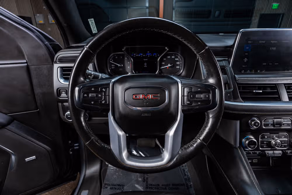 2021 GMC Yukon XL SLT Image 15