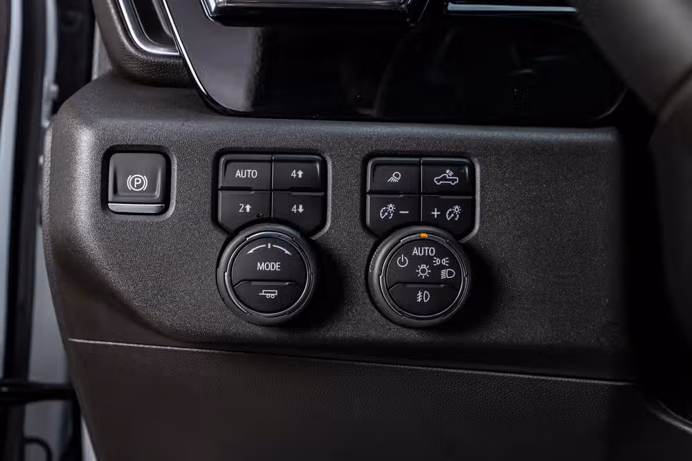 2024 Chevrolet Silverado 1500 LT Trail Boss Crew Cab Image 21