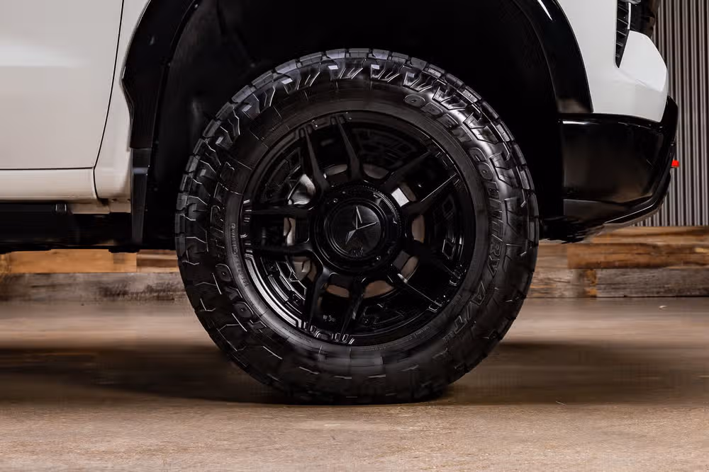 2024 Chevrolet Silverado 1500 LT Trail Boss Crew Cab Image 11