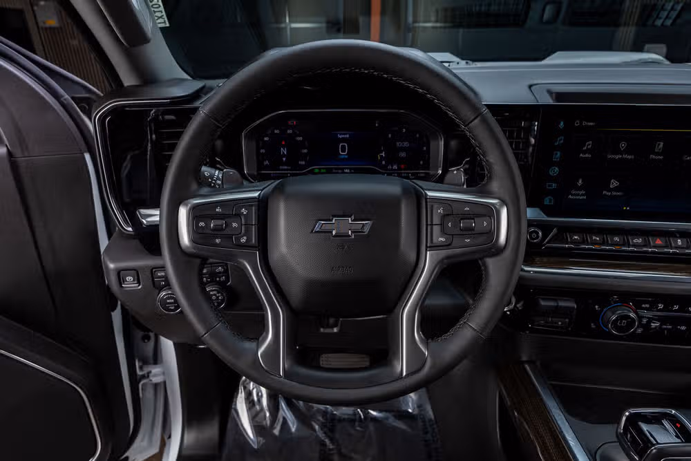 2024 Chevrolet Silverado 1500 LT Trail Boss Crew Cab Image 18