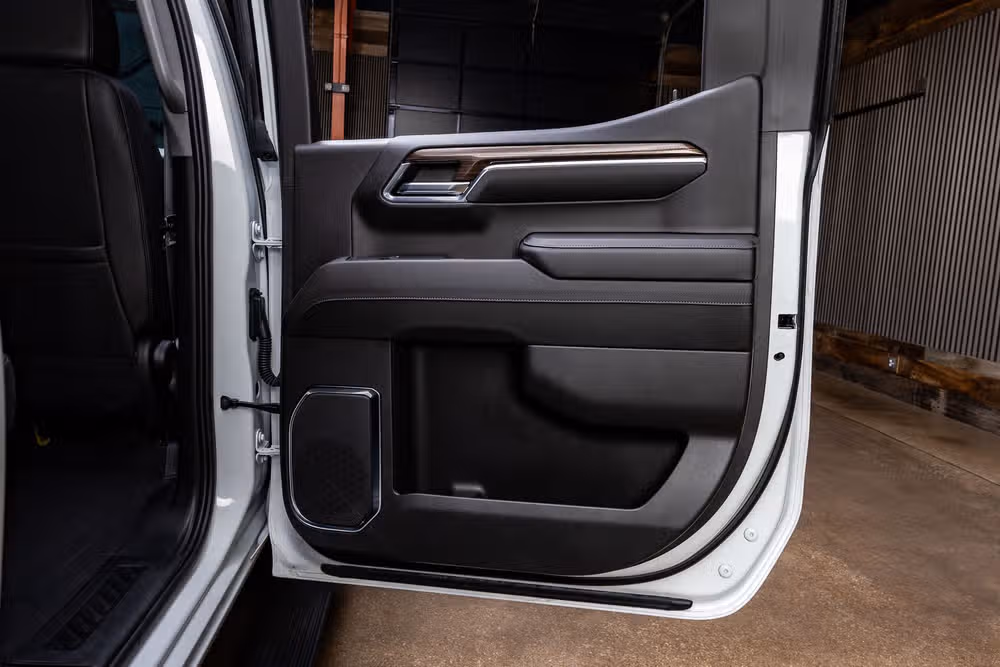 2024 Chevrolet Silverado 1500 LT Trail Boss Crew Cab Image 39