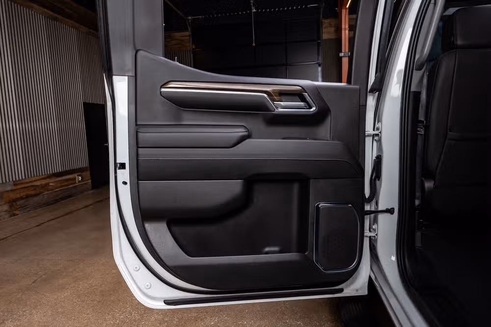 2024 Chevrolet Silverado 1500 LT Trail Boss Crew Cab Image 38