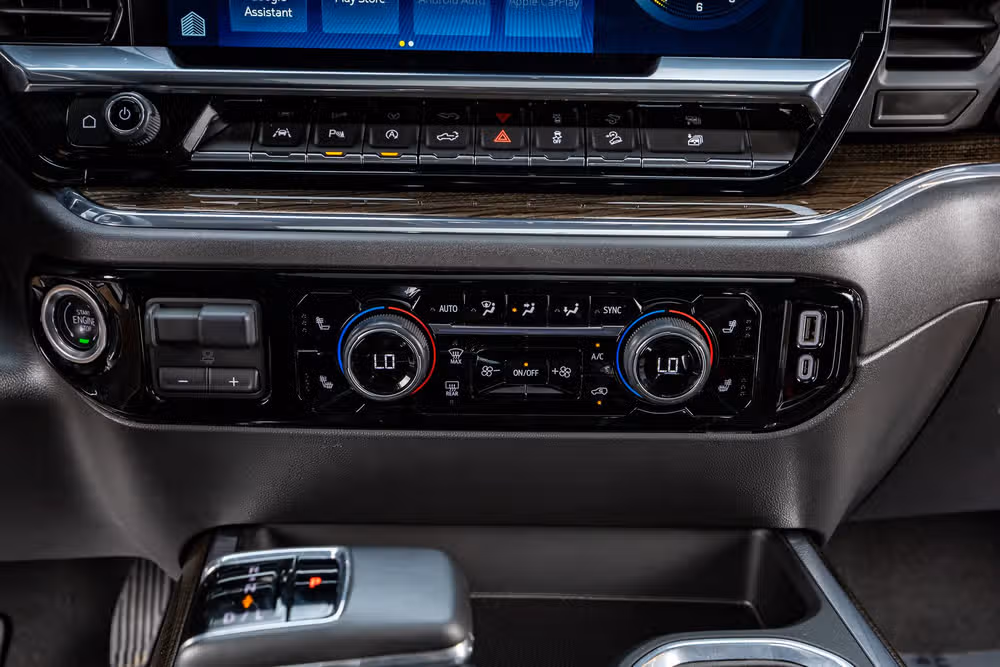 2024 Chevrolet Silverado 1500 LT Trail Boss Crew Cab Image 26
