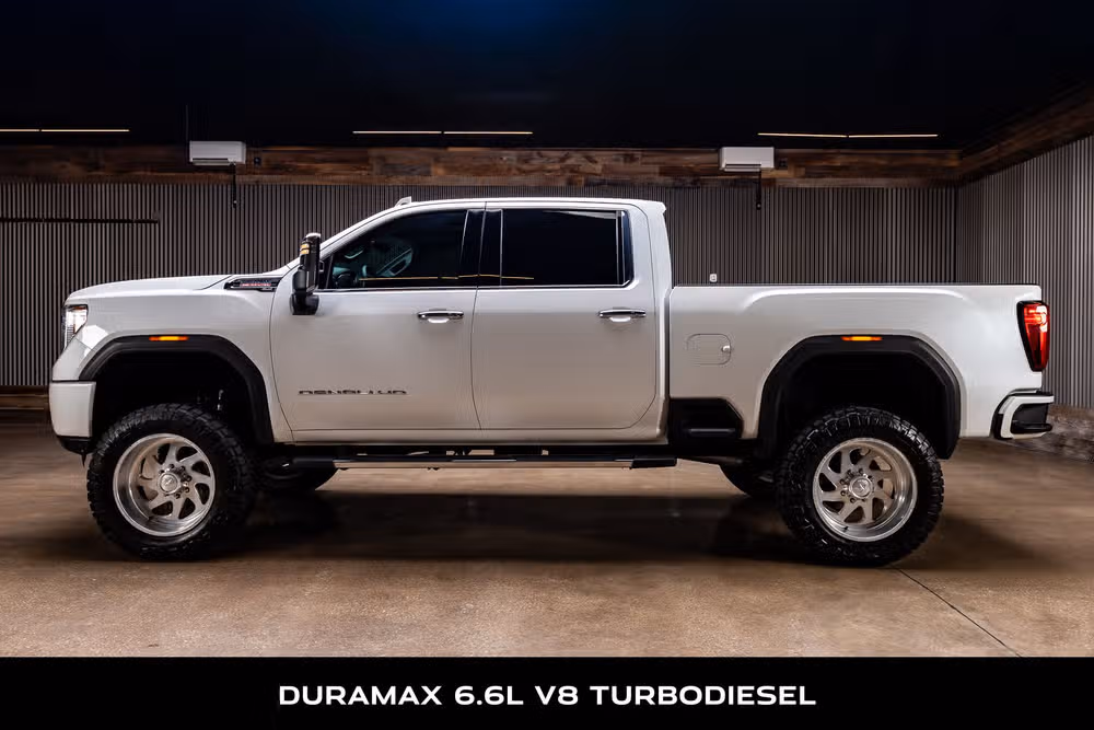 2021 GMC Sierra 2500HD Denali Crew Cab Image 5