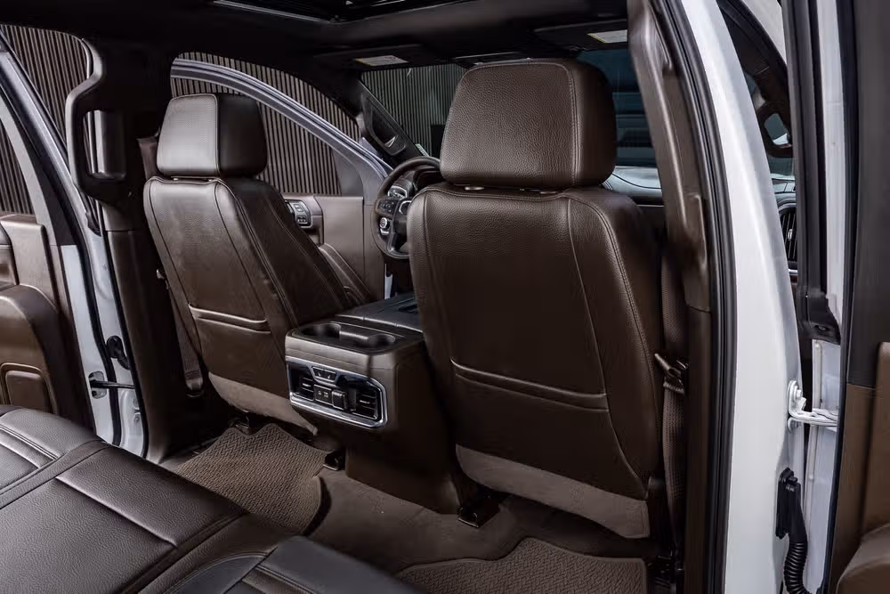 2021 GMC Sierra 2500HD Denali Crew Cab Image 32