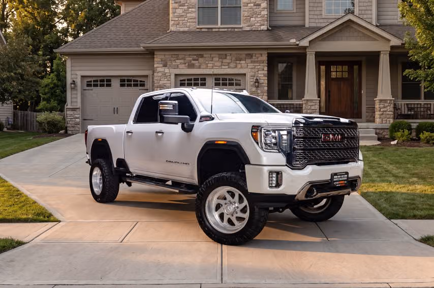 2021 GMC Sierra 2500HD Denali Crew Cab Image 42