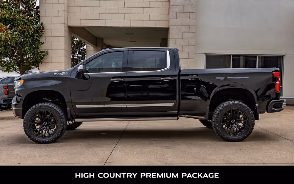 2024 Chevrolet Silverado 1500 High Country Crew Cab Image 6