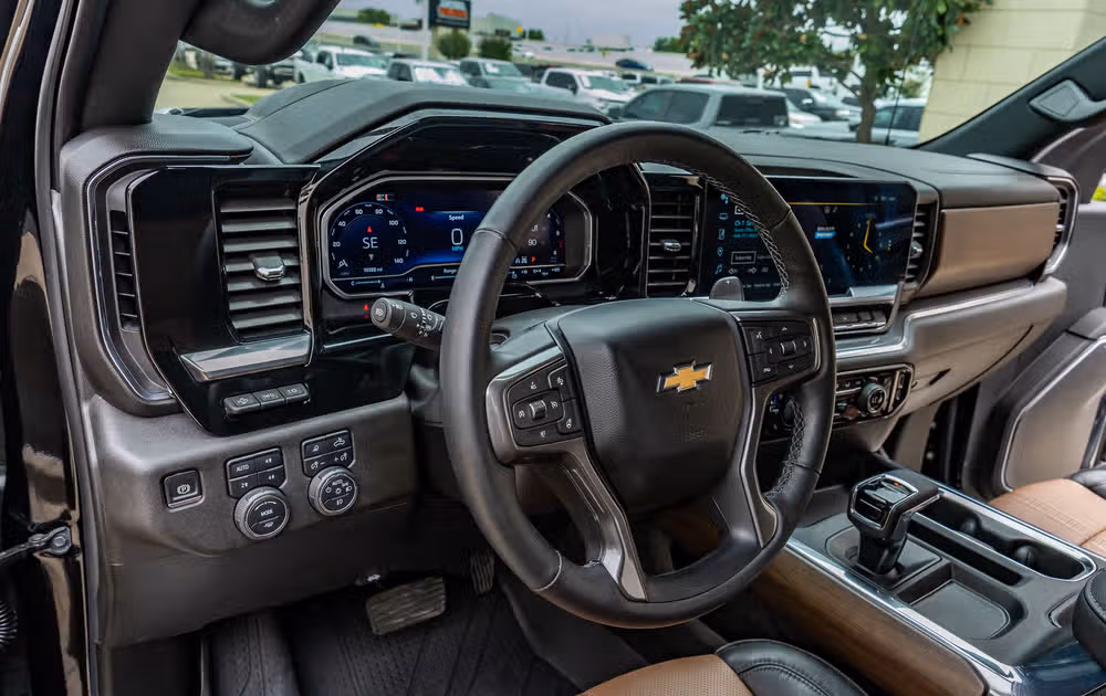 2024 Chevrolet Silverado 1500 High Country Crew Cab Image 17