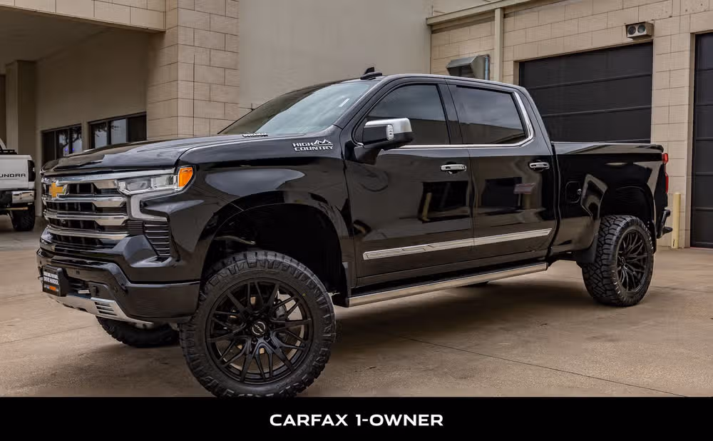 2024 Chevrolet Silverado 1500 High Country Crew Cab Image 5