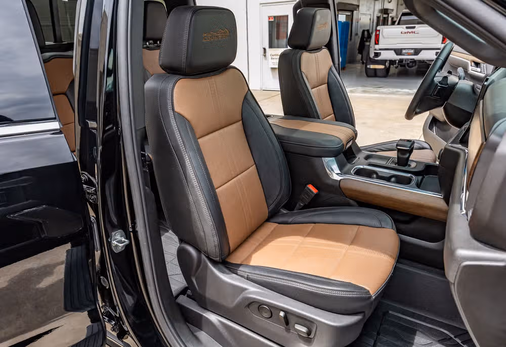 2024 Chevrolet Silverado 1500 High Country Crew Cab Image 32