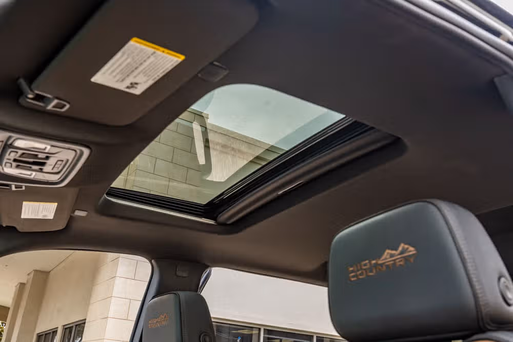 2024 Chevrolet Silverado 1500 High Country Crew Cab Image 31