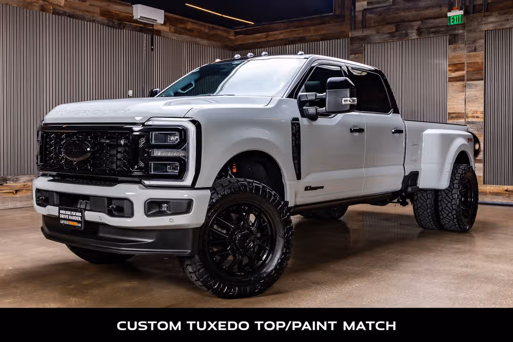 2026 Ford F-350 Super Duty Platinum Crew Cab Image 5
