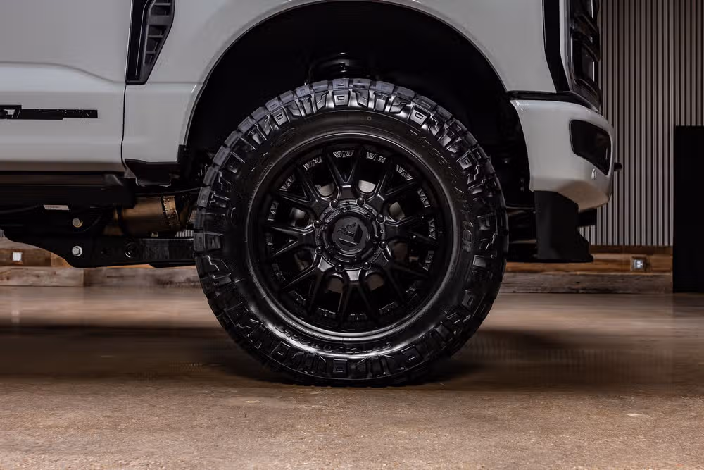 2026 Ford F-350 Super Duty Platinum Crew Cab Image 12