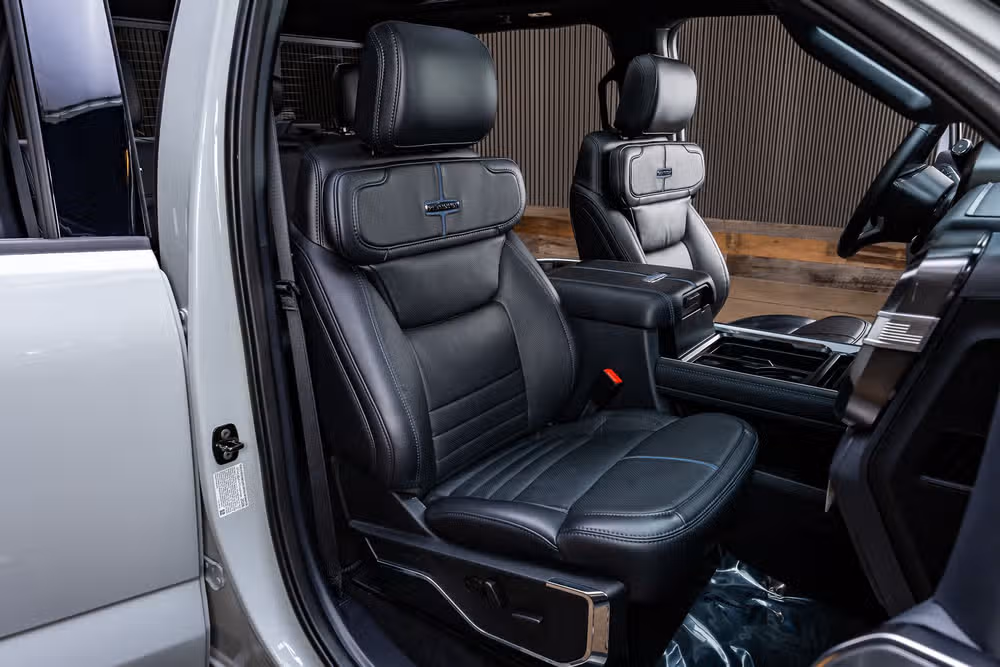 2026 Ford F-350 Super Duty Platinum Crew Cab Image 33