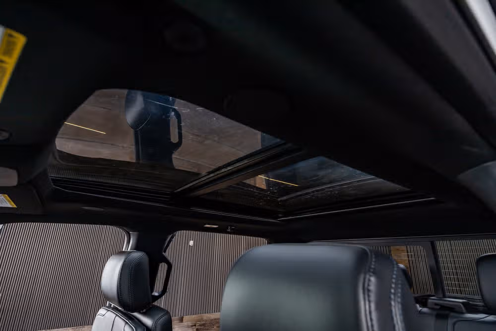 2026 Ford F-350 Super Duty Platinum Crew Cab Image 32