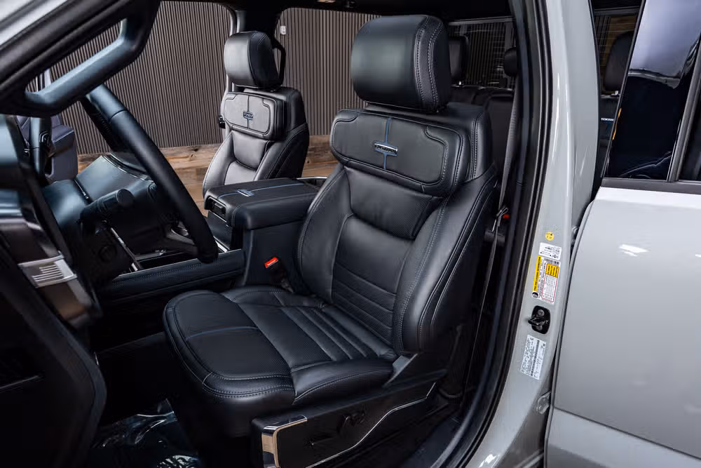 2026 Ford F-350 Super Duty Platinum Crew Cab Image 31