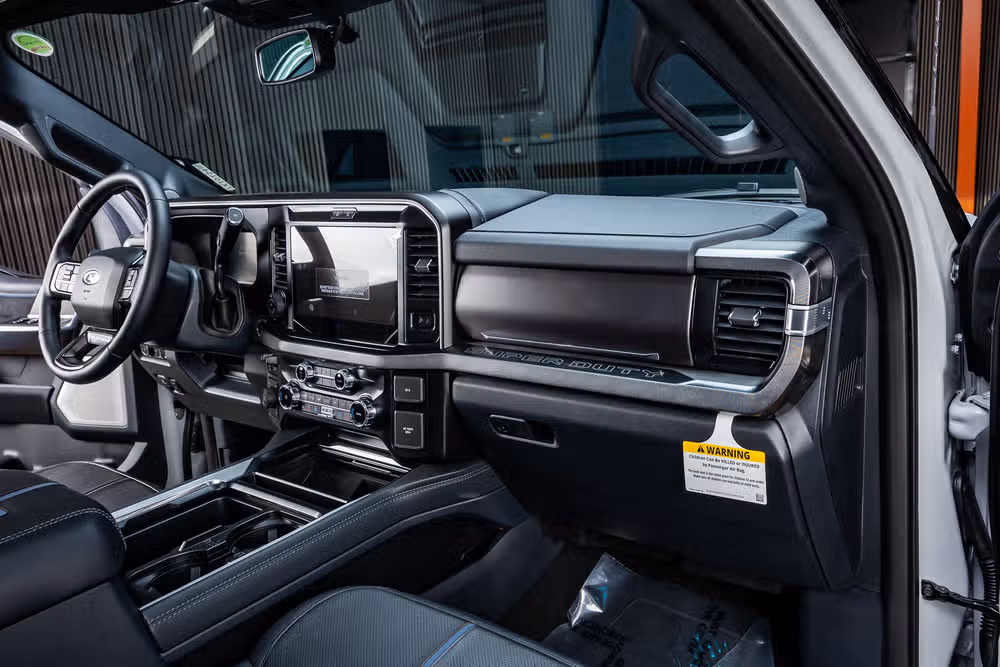 2026 Ford F-350 Super Duty Platinum Crew Cab Image 18