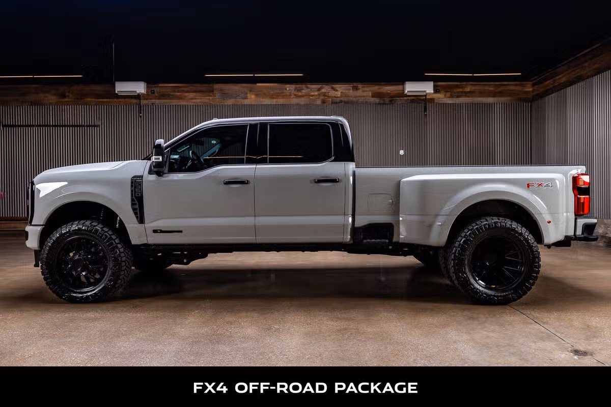 2026 Ford F-350 Super Duty Platinum Crew Cab