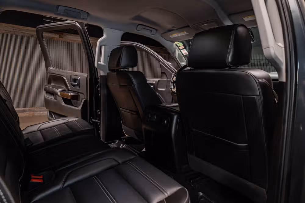 2017 GMC Sierra 2500HD Denali Crew Cab Image 23