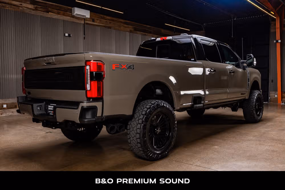 2026 Ford F-350 Super Duty Platinum Plus Crew Cab Image 10