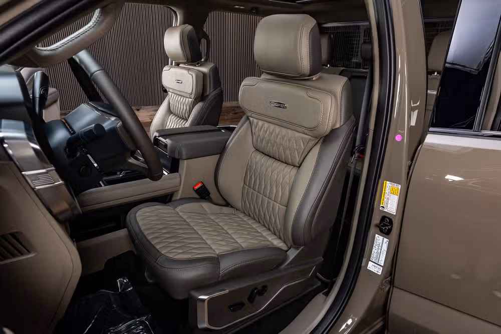 2026 Ford F-350 Super Duty Platinum Plus Crew Cab Image 31