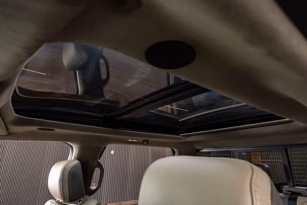 2026 Ford F-350 Super Duty Platinum Plus Crew Cab Image 32