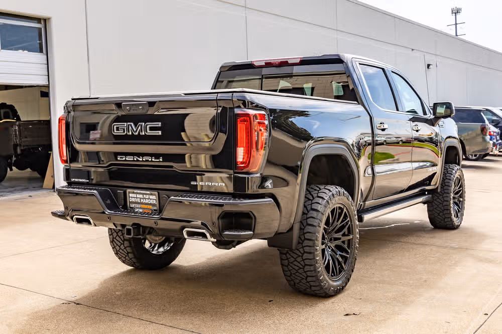 2026 GMC Sierra 1500 Denali Ultimate Crew Cab Image 10