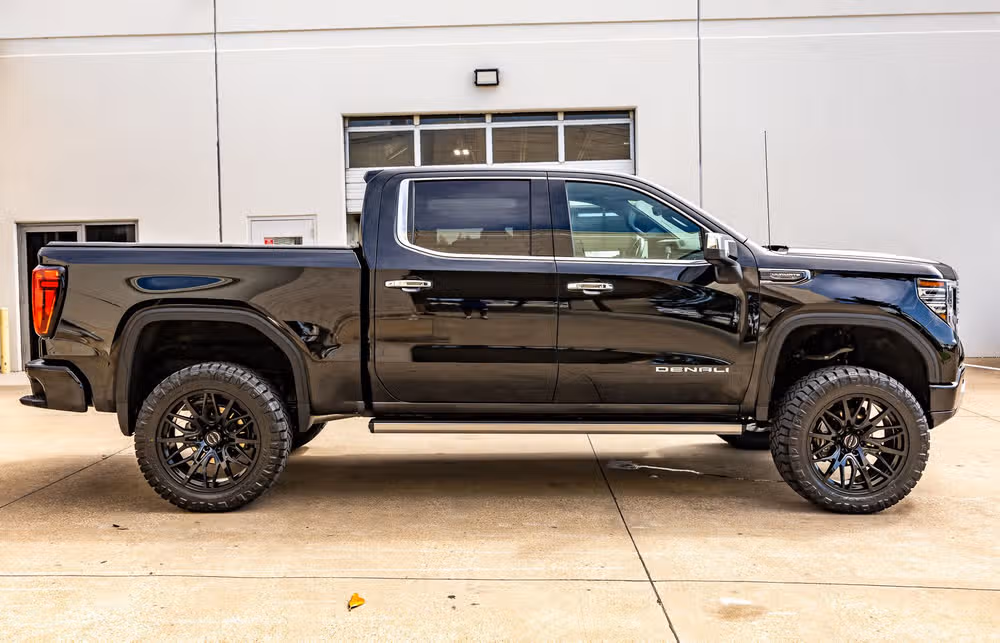 2026 GMC Sierra 1500 Denali Ultimate Crew Cab Image 11