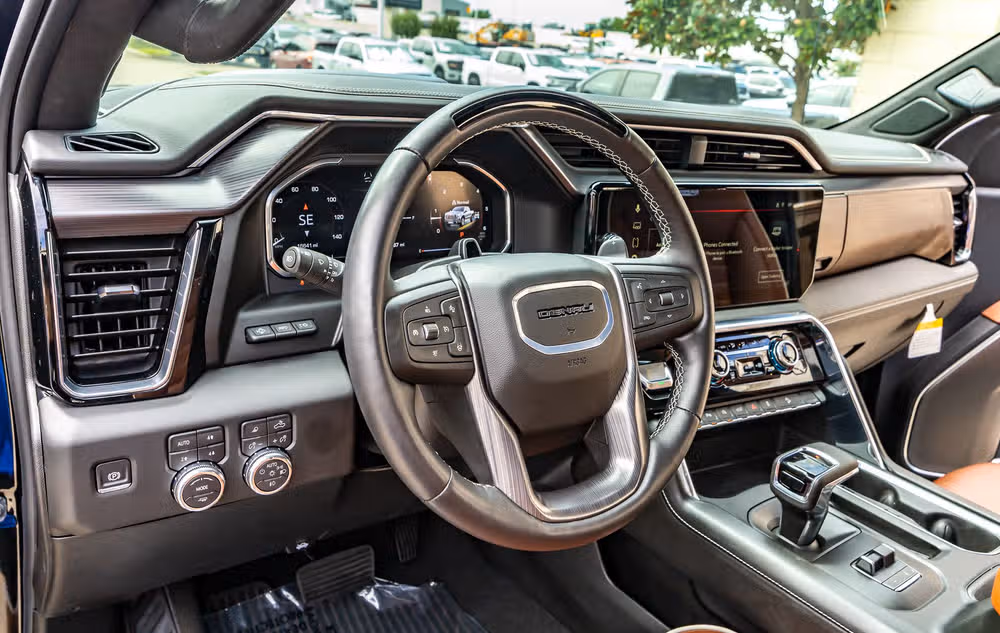 2026 GMC Sierra 1500 Denali Ultimate Crew Cab Image 17