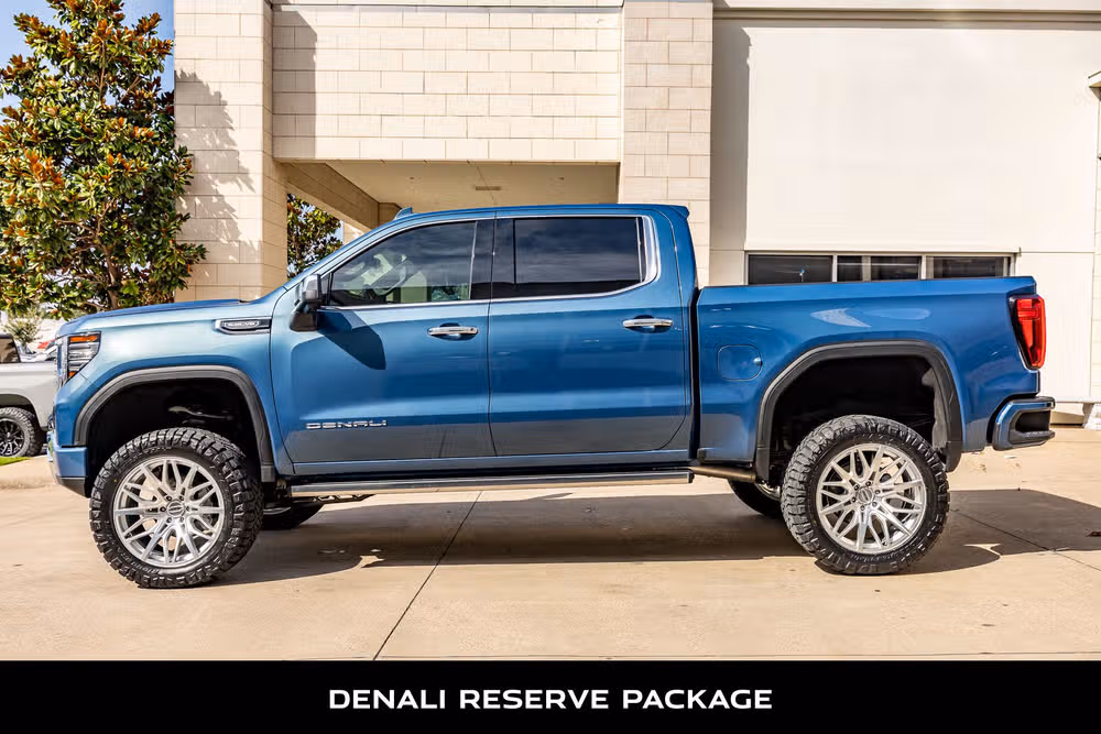 2025 GMC Sierra 1500 Denali Crew Cab Image 6
