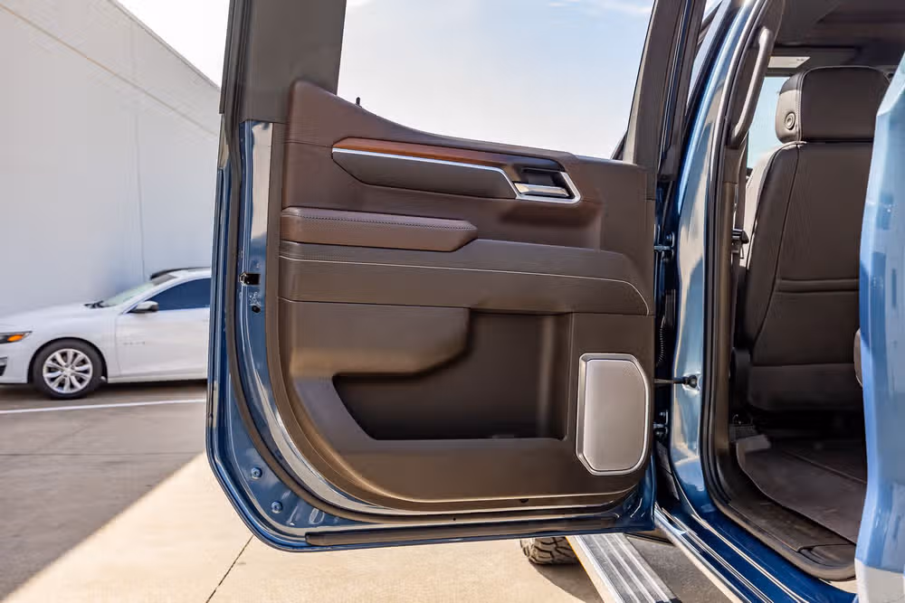2025 GMC Sierra 1500 Denali Crew Cab Image 39