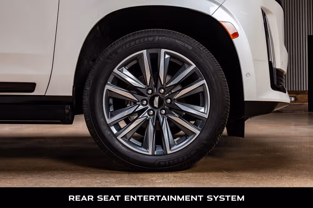 2022 Cadillac Escalade Sport Platinum Image 11