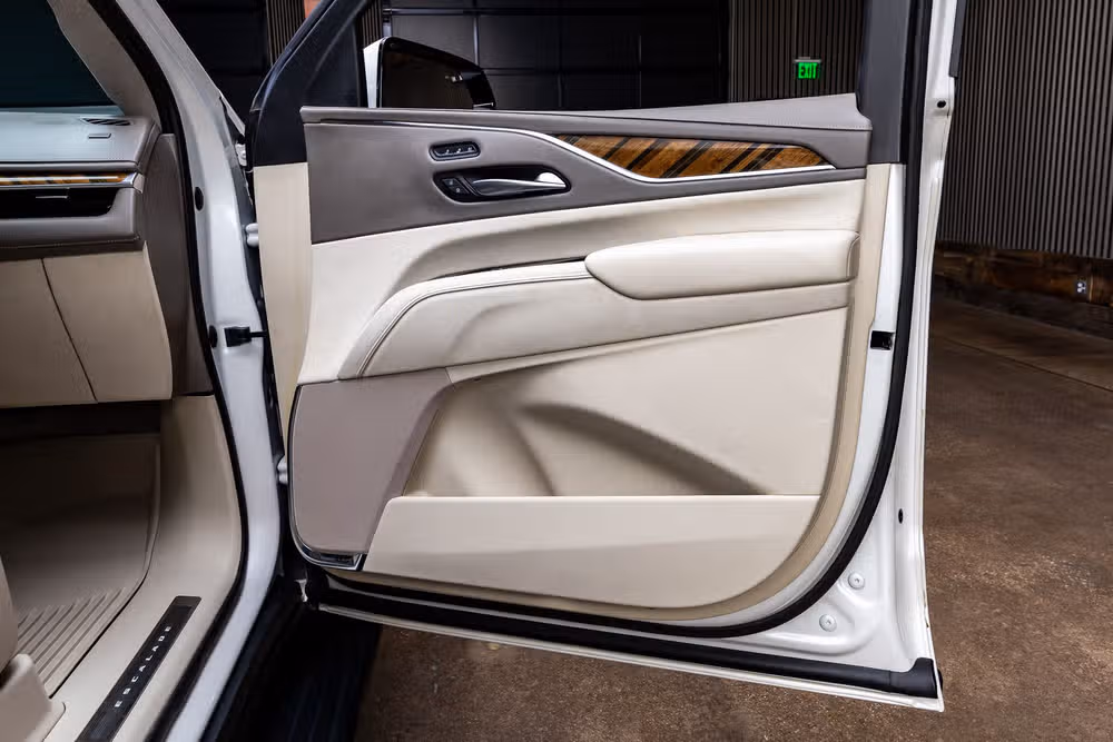 2022 Cadillac Escalade Sport Platinum Image 37