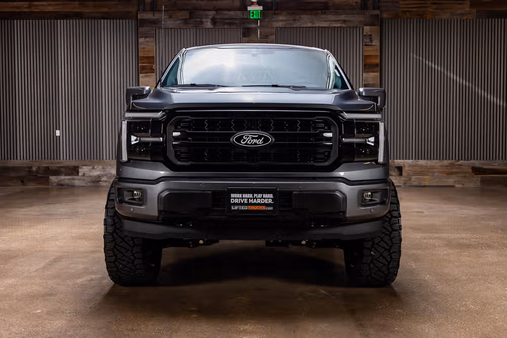 2026 Ford F-150 Lariat SuperCrew Image 4
