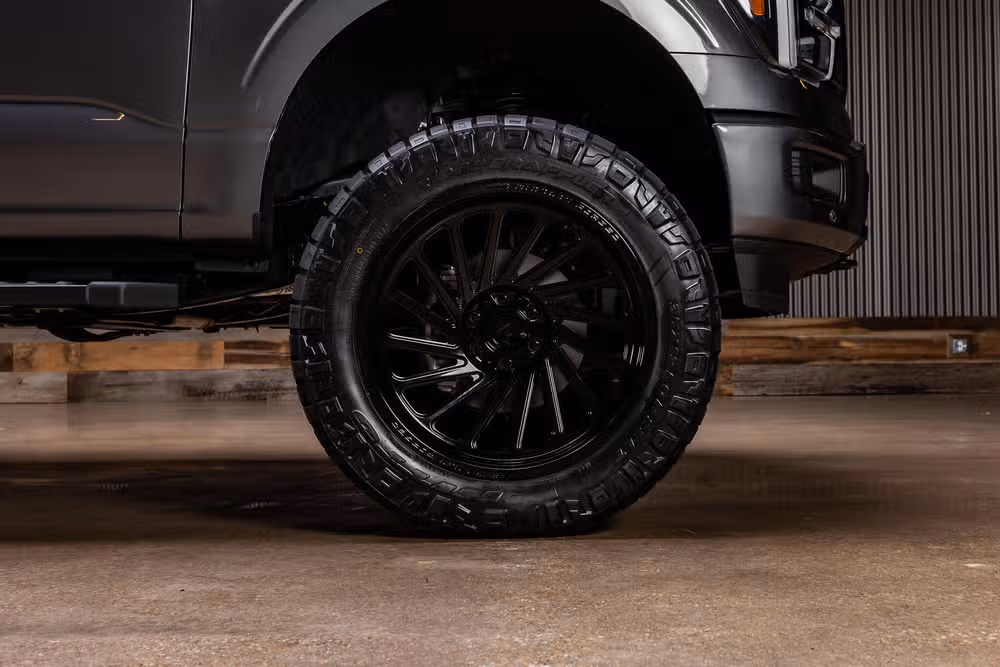 2026 Ford F-150 Lariat SuperCrew Image 12