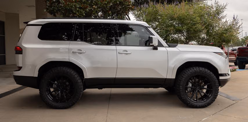 2026 Lexus GX 550 Luxury+ Image 10