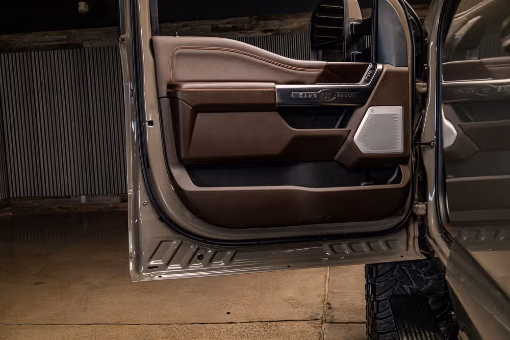 2026 Ford F-250 Super Duty King Ranch Crew Cab Image 33