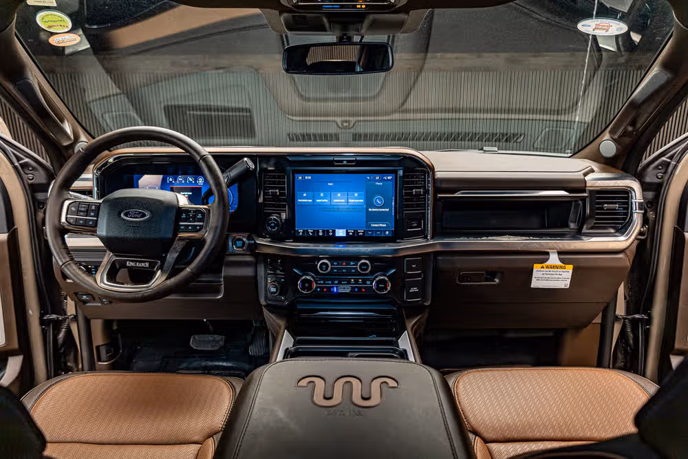 2026 Ford F-250 Super Duty King Ranch Crew Cab Image 18