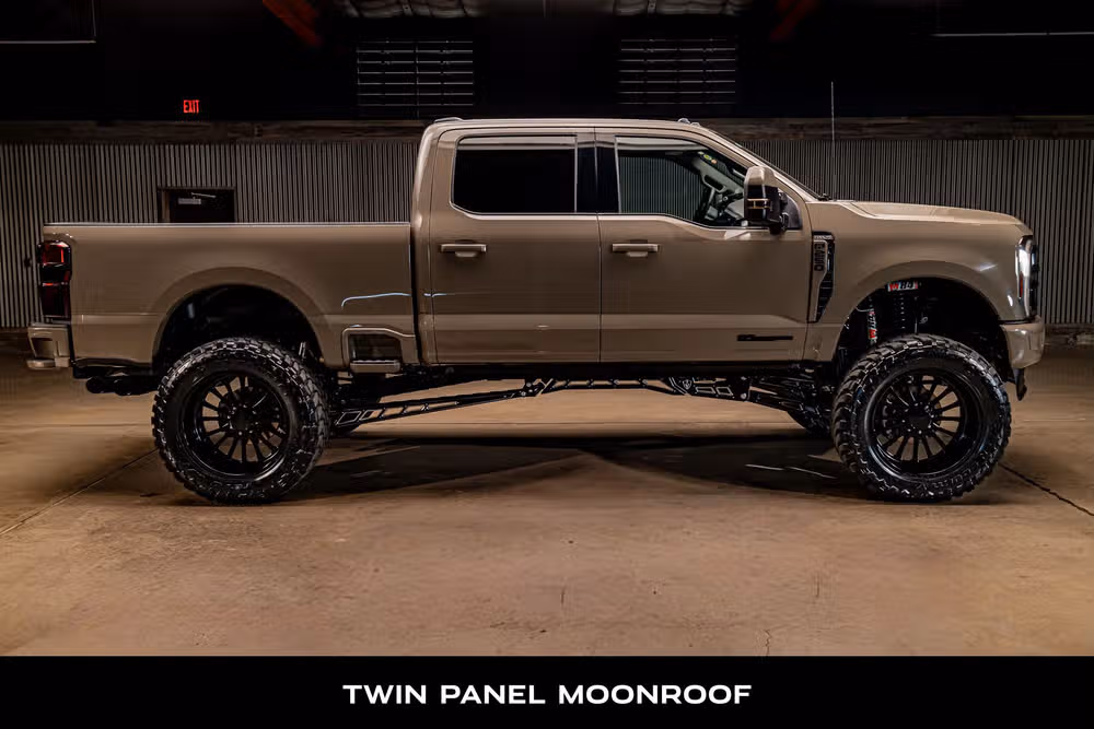 2026 Ford F-250 Super Duty King Ranch Crew Cab Image 11
