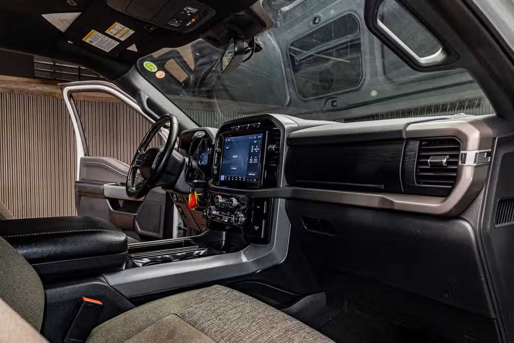 2024 Ford F-150 XLT SuperCrew Image 17