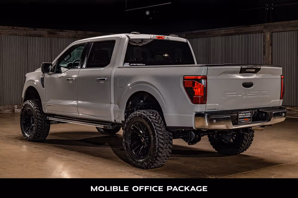 2024 Ford F-150 XLT SuperCrew Image 7