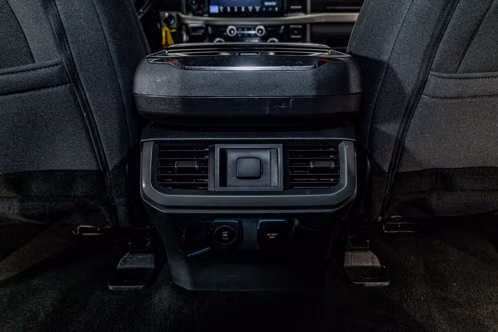 2024 Ford F-150 XLT SuperCrew Image 24