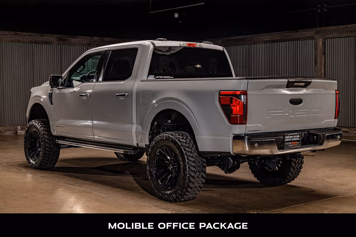 2024 Ford F-150 XLT SuperCrew