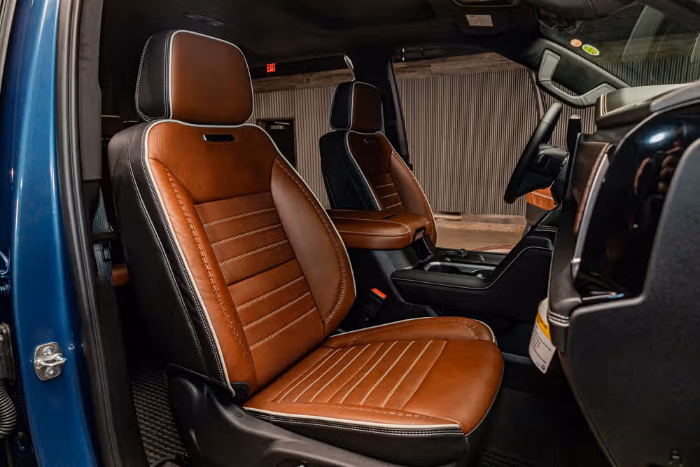 2026 GMC Sierra 3500HD Denali Ultimate Crew Cab Image 32