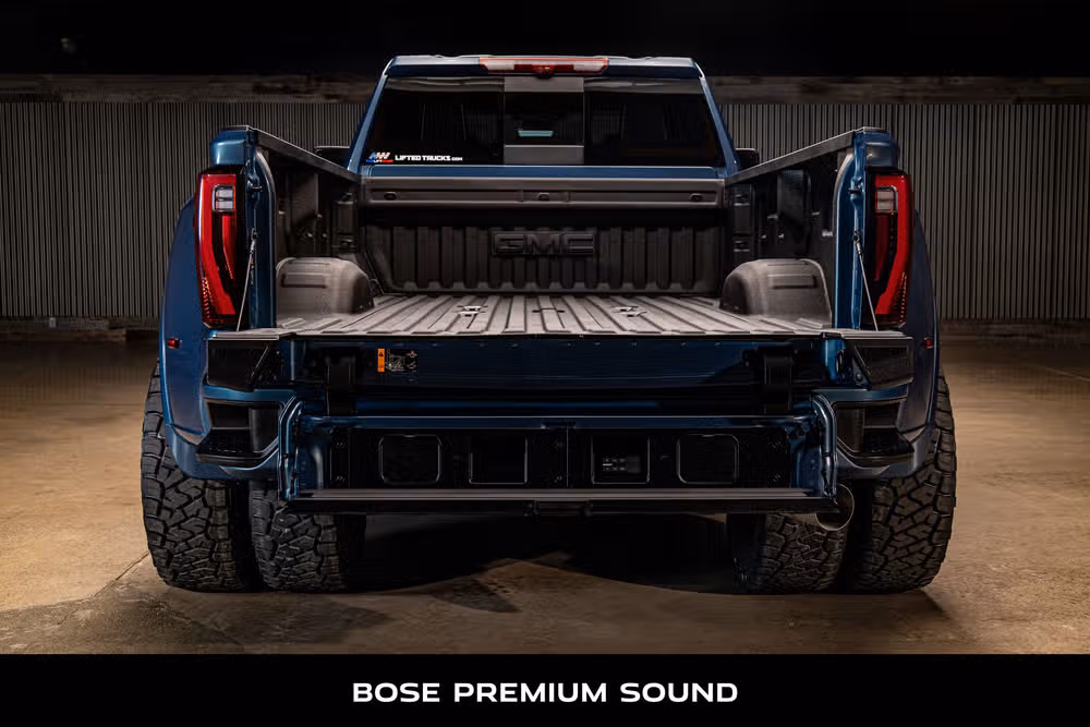 2026 GMC Sierra 3500HD Denali Ultimate Crew Cab Image 9