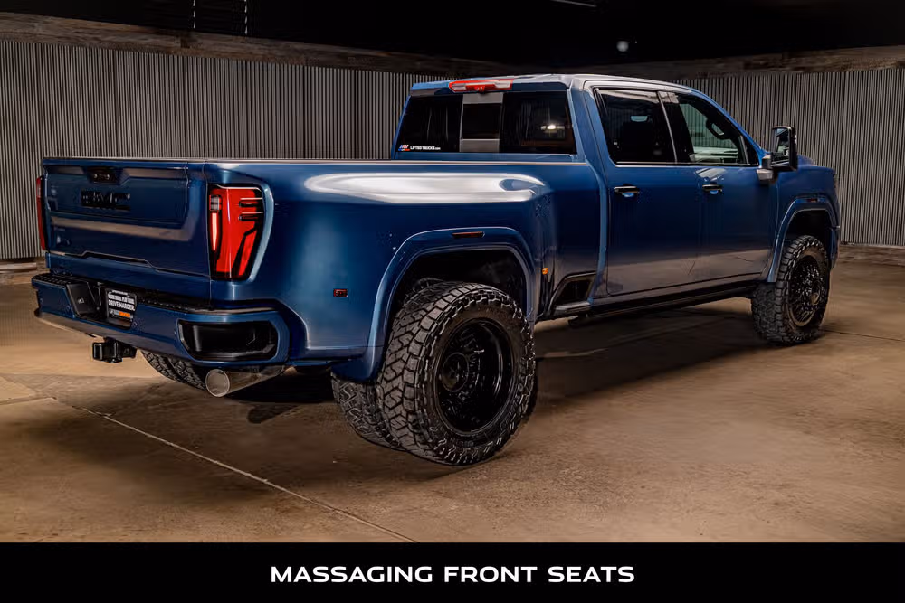 2026 GMC Sierra 3500HD Denali Ultimate Crew Cab Image 10