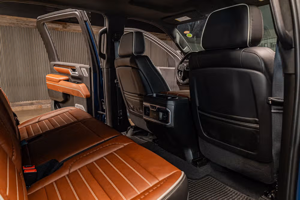 2026 GMC Sierra 3500HD Denali Ultimate Crew Cab Image 30