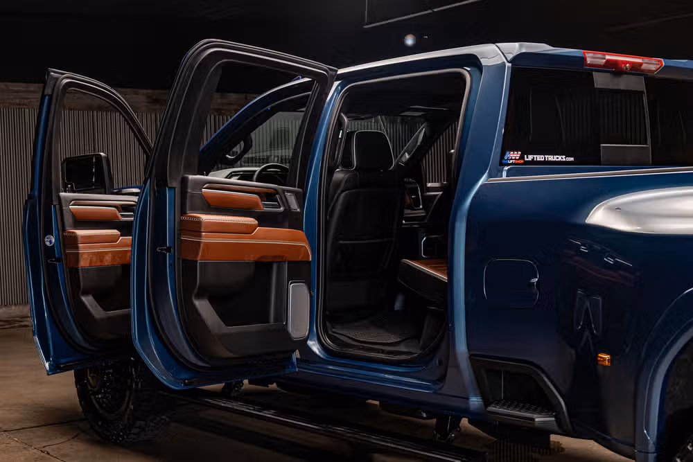 2026 GMC Sierra 3500HD Denali Ultimate Crew Cab Image 33